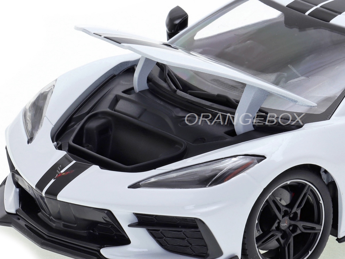 Chevrolet Corvette Stingray C8 Coupe 2020 1:18 Maisto Branco - 20